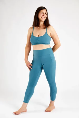 Chin+Annie Active Leggings with Pockets in Ocean Breeze
